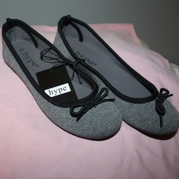 Hype Shoes - NWT Flat Ballet Slip-ons 8 HYPE Black Gray